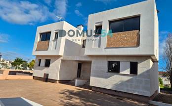 venta chalet adosado port de alcudia 