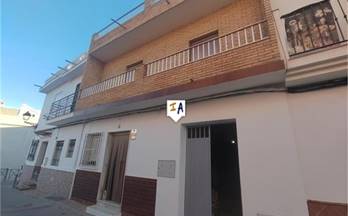 venta chalet adosado velez de benaudalla town centre