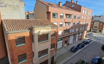 2 pisos en venta cirueña