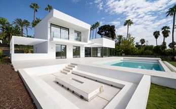 362 pisos en venta en estepona con piscina