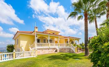 venta villa alhaurin de la torre pinos de alhaurín