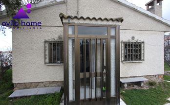 5 casas en venta solosancho