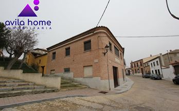 venta chalet madrigal de las altas torres centro