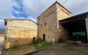 venta chalet valderredible pz mayor