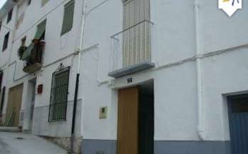 venta chalet adosado castillo de locubin outskirts