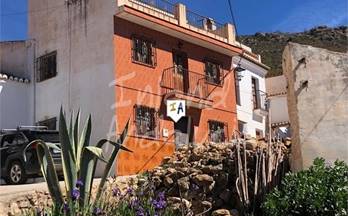 venta chalet adosado alcaucin outskirts