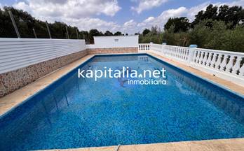 venta chalet enguera centro