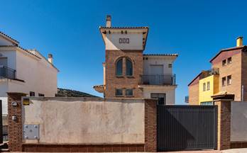 venta casa unifamiliar otura avda suspiro del moro