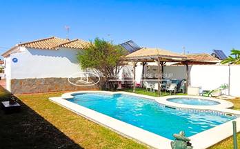 venta villa chiclana de la frontera 