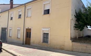 venta chalet herrera de pisuerga av eusebio salvador