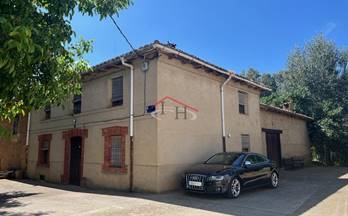 venta casa unifamiliar villaturiel carretera villarroañe (alija d