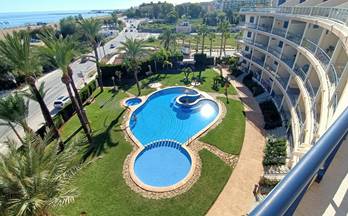 89 venta de pisos en denia con terraza y vistas al mar