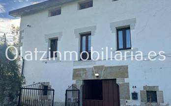 CASA UNIFAMILIAR en venta Valle De Mena entrambasaguas