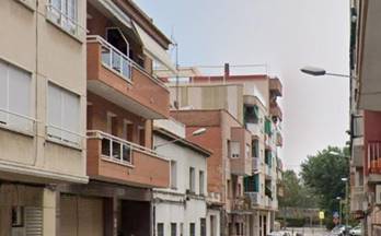 8 locales en venta sant joan despin