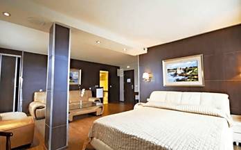 1 edificios en venta aguilas