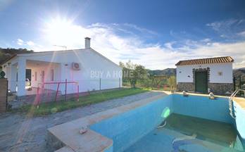 48 casas en venta comares