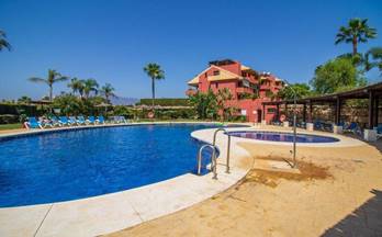 alquiler atico estepona a-7  este