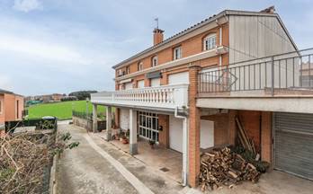 venta chalet adosado montmelo carrer can tabola