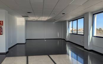 3 oficinas en alquiler puig