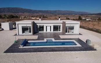 venta villa pinoso camino del prado