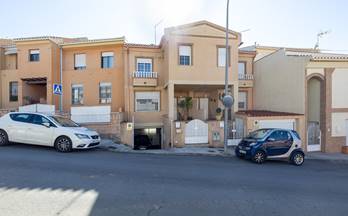 venta chalet adosado huetor vega mundo nuevo