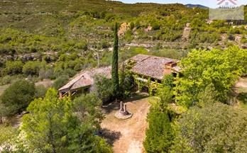 venta masia vacarisses el palà