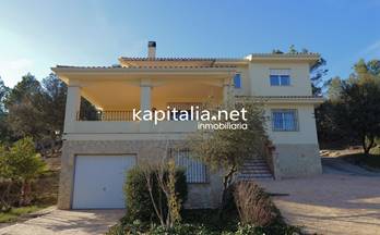 4 casas en venta en bocairent con piscina