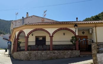 venta chalet jaen sierra de segura 
