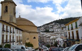 venta piso montefrio iglesia