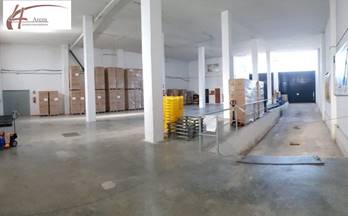 3 naves en venta salobreña