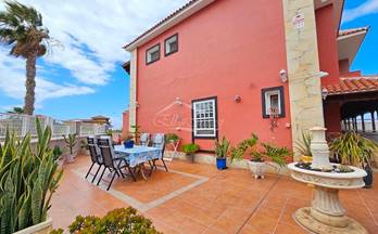 venta chalet adosado adeje 