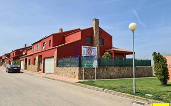 33 casas en venta villar de olalla