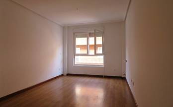 venta piso trobajo del camino 
