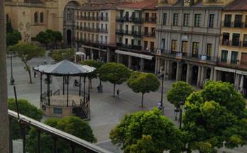 alquiler piso segovia pza. mayor