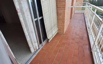 venta piso cordoba av. barcelona - viñuela - resc