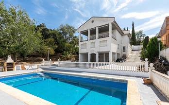 venta chalet monachil colinas bermejas