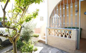 chalets con terraza cerca de la playa en venta