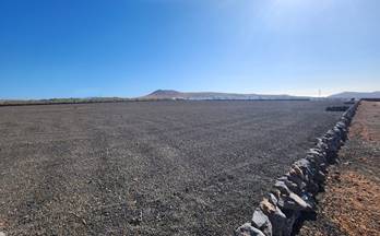 venta terrenos solares teguise villa de teguise