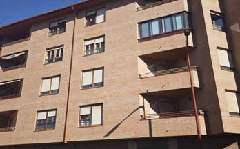 5 pisos en venta torralba de ribota