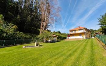 venta chalet soto del barco centro