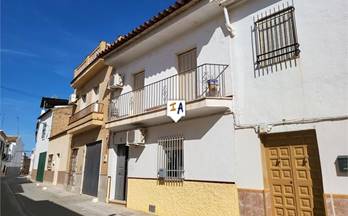 venta chalet adosado casariche town centre