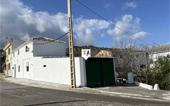 venta chalet adosado priego de cordoba town centre