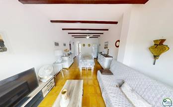 apartamentos exteriores en venta en empuriabrava cerca playa