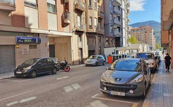 venta local muro de alcoy barri zona nord