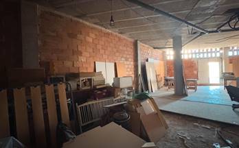 5 locales en venta algezares