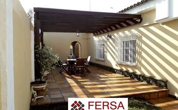 venta chalet rota hotel playa de la luz