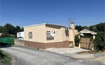 venta cortijo castillo de locubin outskirts