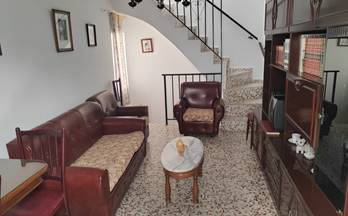 venta casa de pueblo salares 