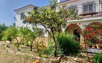 venta villa alcaucin south of spain