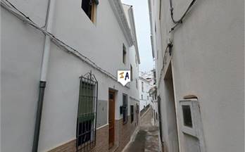 venta chalet adosado castillo de locubin town centre